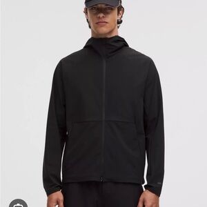 lululemon athletica Men's Black Hooded Windbreaker